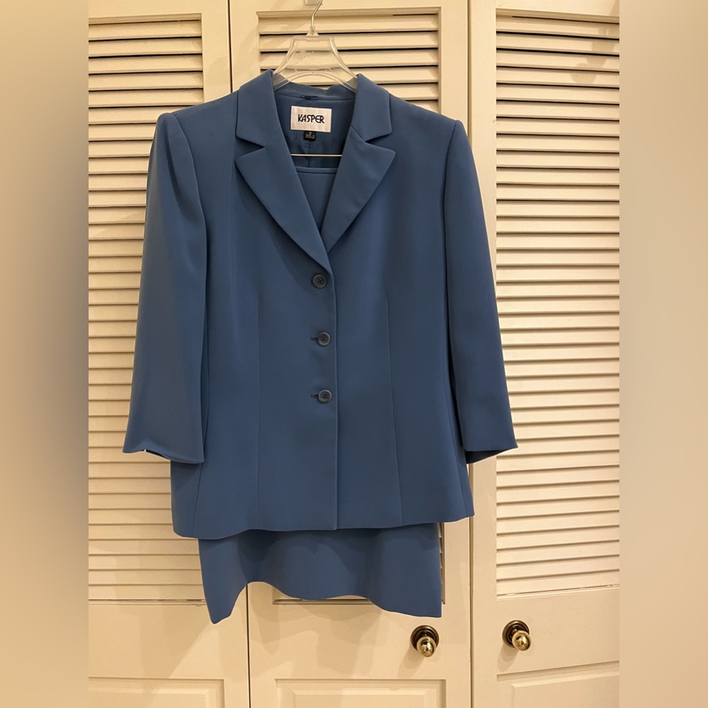 Ladies Kasper Suit